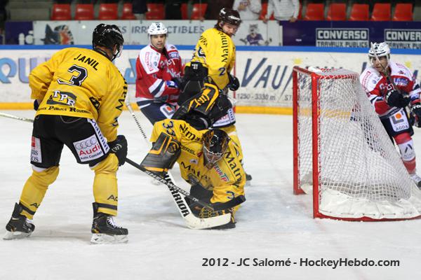 Grenoble  1 - 2 Rouen