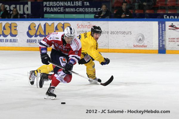 Grenoble  1 - 2 Rouen