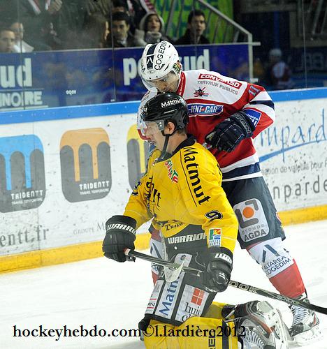 Grenoble  1 - 2 Rouen