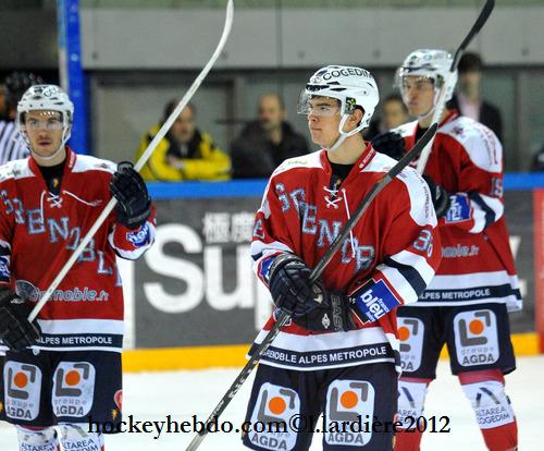 Grenoble  1 - 2 Rouen