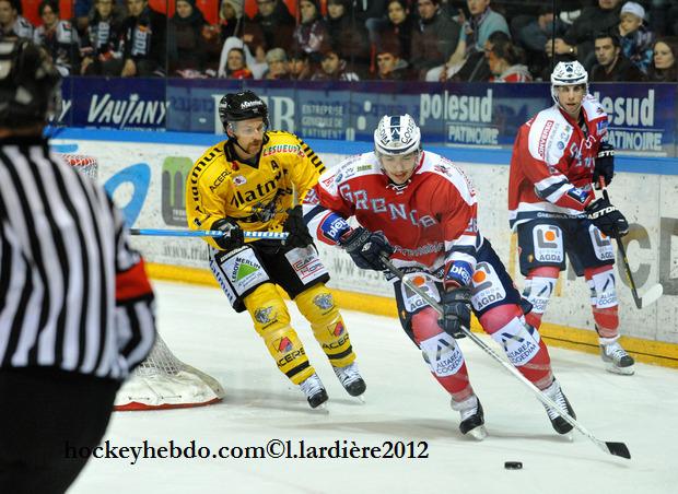Grenoble  1 - 2 Rouen