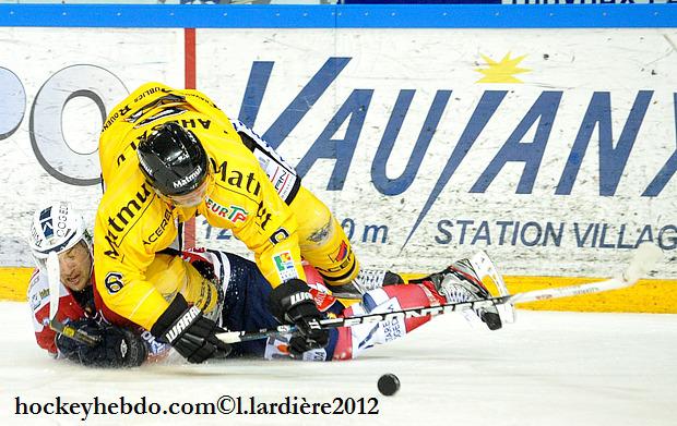 Grenoble  1 - 2 Rouen