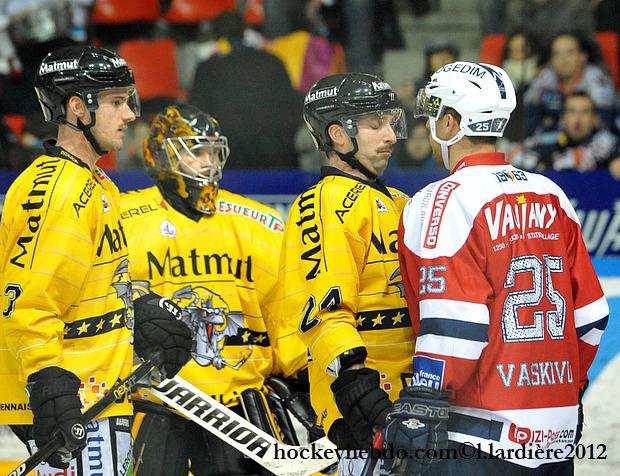 Grenoble  1 - 2 Rouen