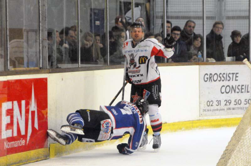 Caen  5 - 4 Mulhouse