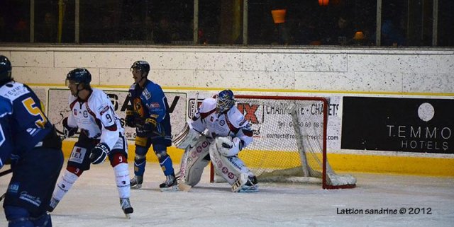 Photo hockey match Chamonix  - Angers  le 30/11/2012