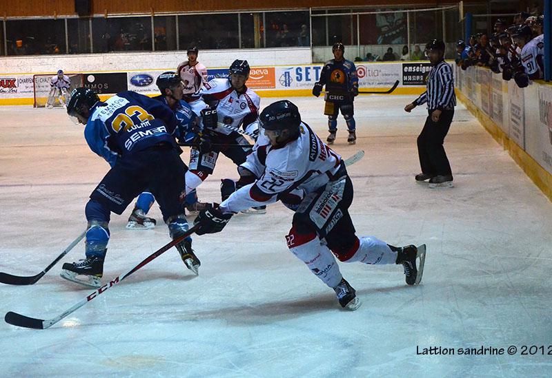 Chamonix  3 - 1 Angers 
