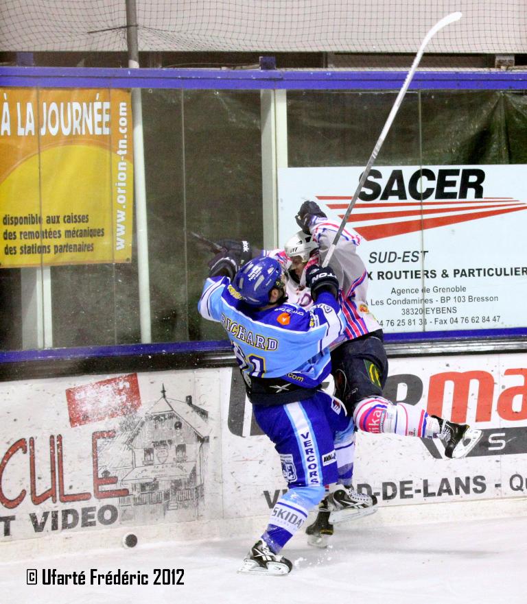 Villard-de-Lans 4 - 2 Epinal 