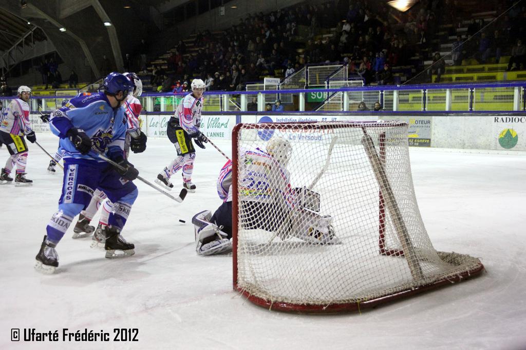 Villard-de-Lans 4 - 2 Epinal 