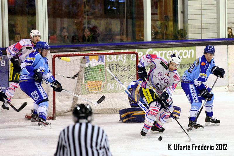 Villard-de-Lans 4 - 2 Epinal 