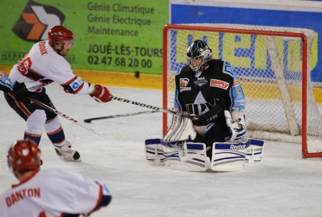 Photo hockey match Tours  - Evry  le 08/12/2012