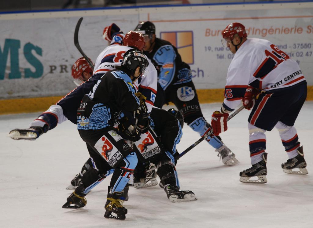 Tours  4 - 2 Evry 
