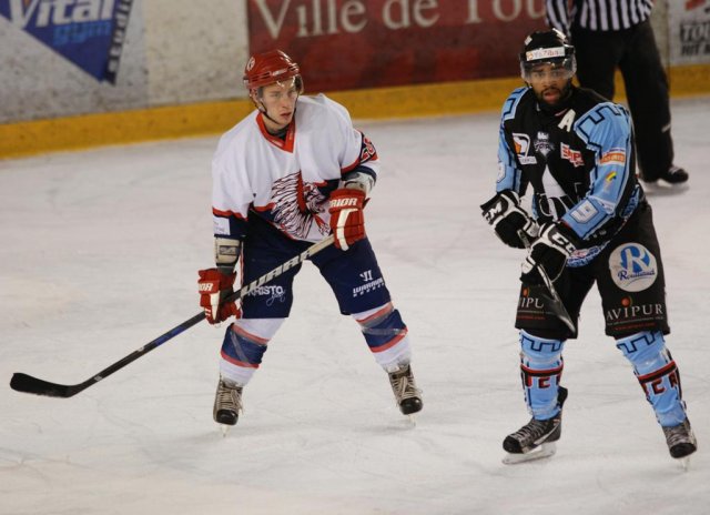 Photo hockey match Tours  - Evry  le 08/12/2012