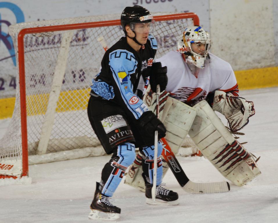 Tours  4 - 2 Evry 