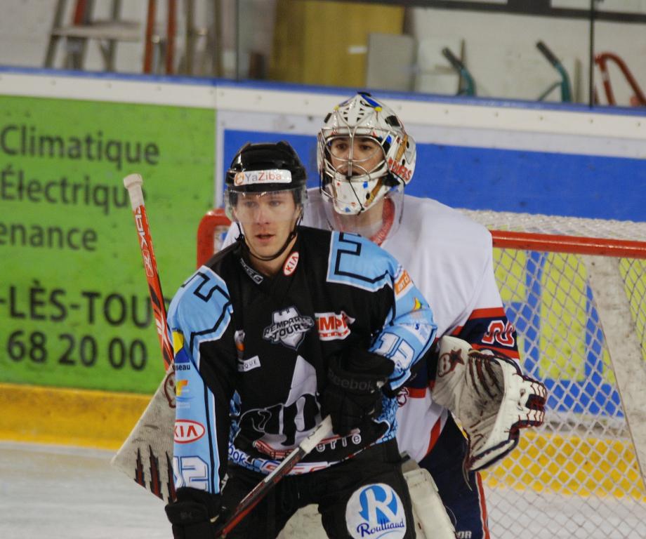 Tours  4 - 2 Evry 