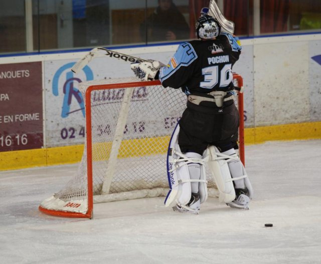 Photo hockey match Tours  - Evry  le 08/12/2012