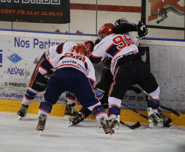 Photo hockey match Tours  - Evry  le 08/12/2012