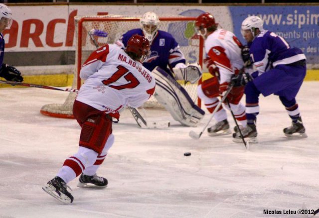 Photo hockey reportage CM U20 : Revers tricolore pour débuter