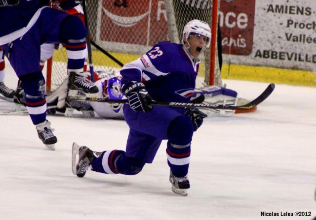Photo hockey reportage CM U20 : Revers tricolore pour débuter