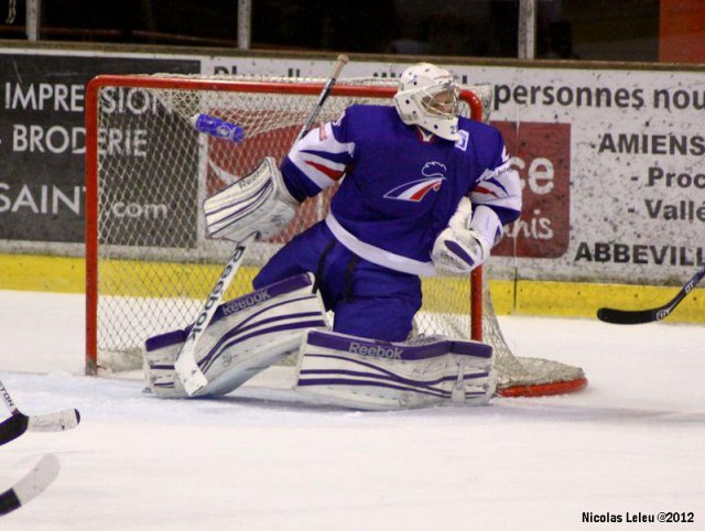 Photo hockey reportage CM U20 : Revers tricolore pour débuter