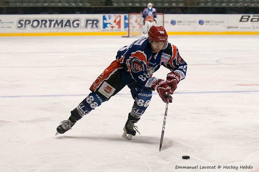 Lyon 7 - 2 Neuilly/Marne