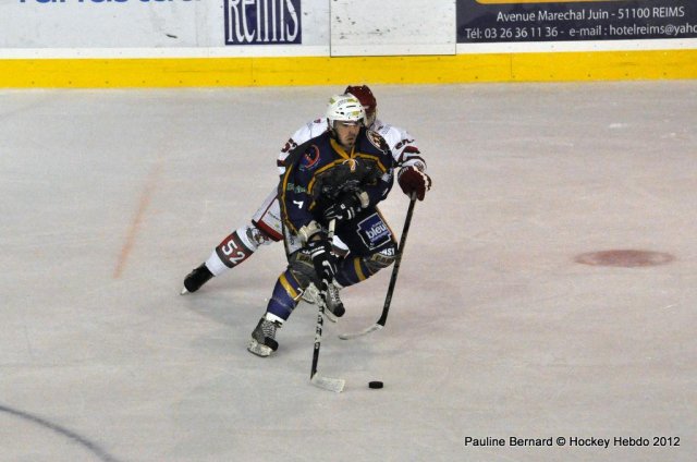 Photo hockey match Reims* - Courbevoie  le 14/12/2012