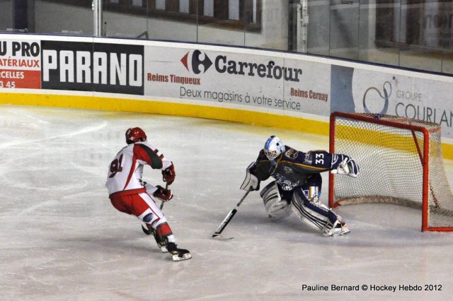 Photo hockey match Reims* - Courbevoie  le 14/12/2012