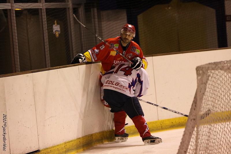 Orléans 13 - 1 Asnières II