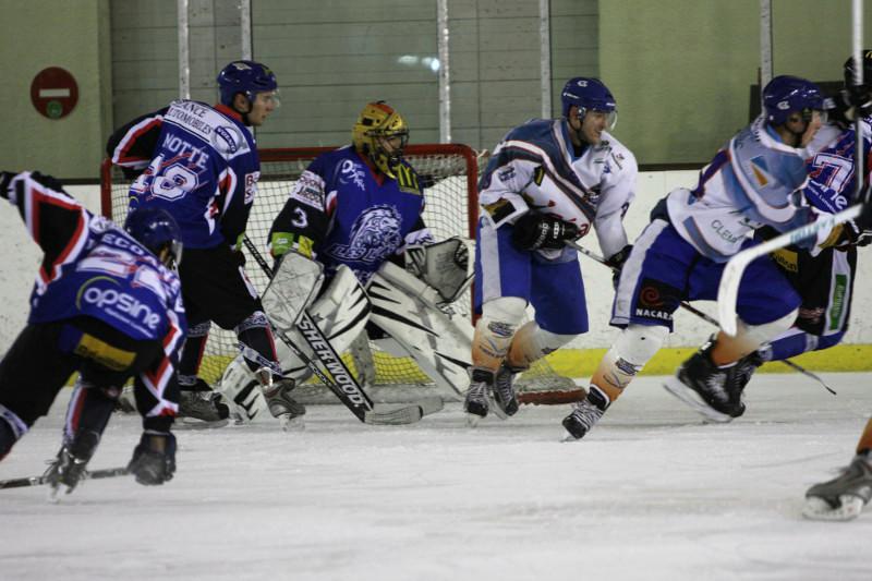 Compiègne 6 - 4 Clermont-Ferrand