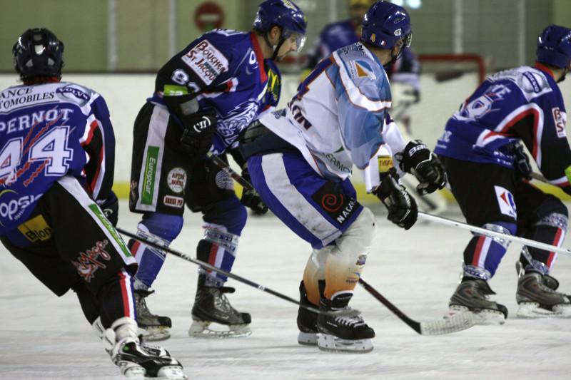 Compiègne 6 - 4 Clermont-Ferrand