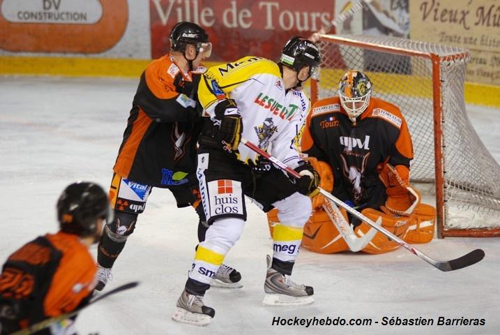 Tours  3 - 4 Rouen
