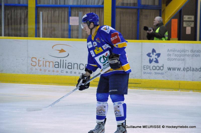 Dijon  2 - 5 Briançon 