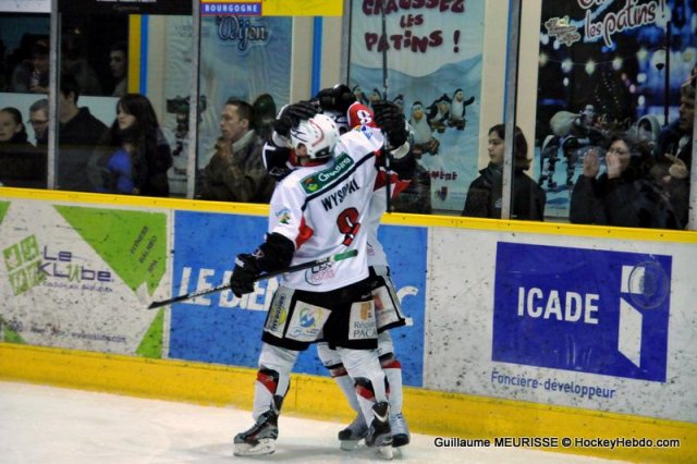 Photo hockey match Dijon  - Briançon  le 19/12/2012