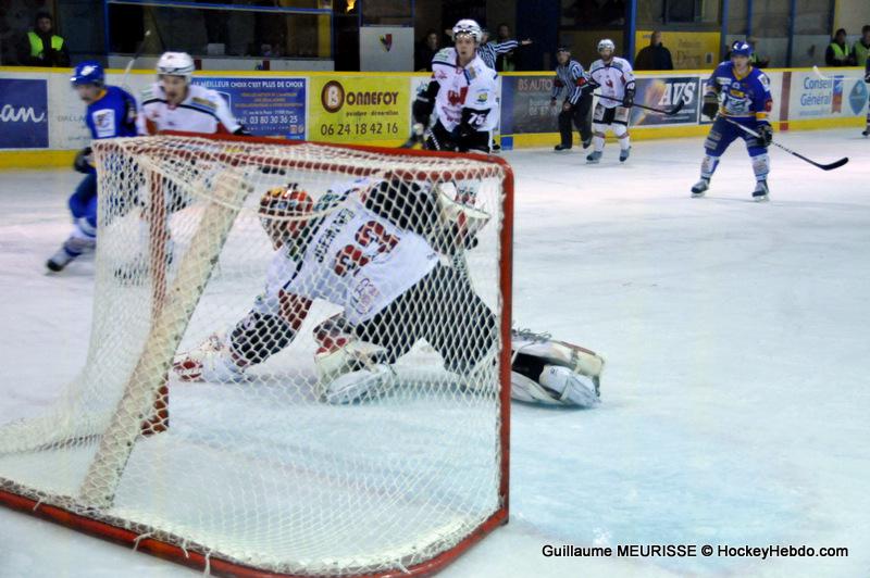 Dijon  2 - 5 Briançon 