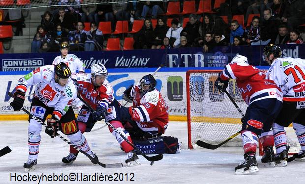 Grenoble  10 - 4 Amiens 