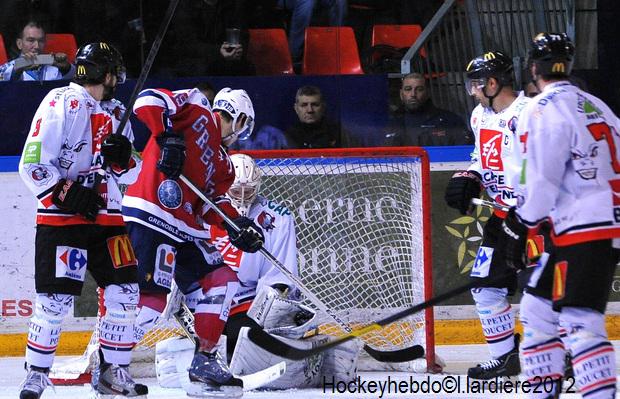 Grenoble  10 - 4 Amiens 
