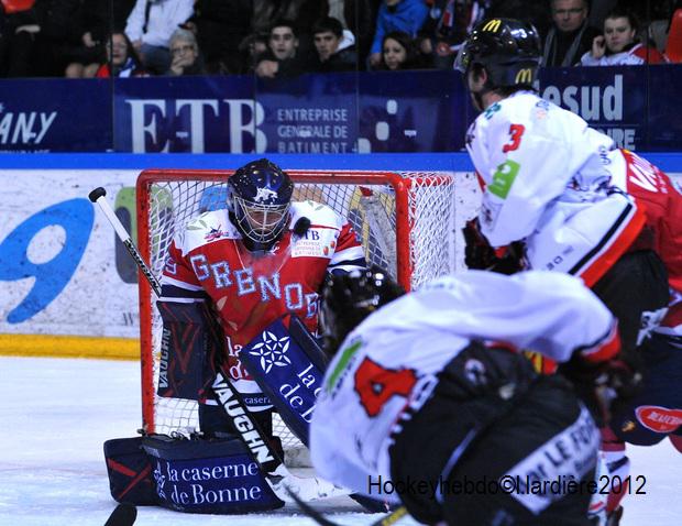 Grenoble  10 - 4 Amiens 