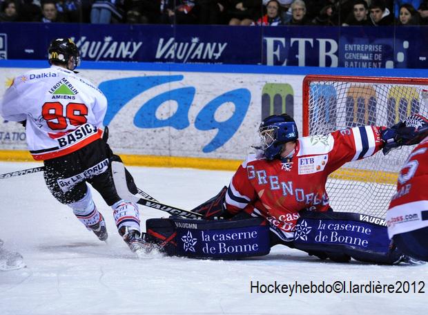 Grenoble  10 - 4 Amiens 