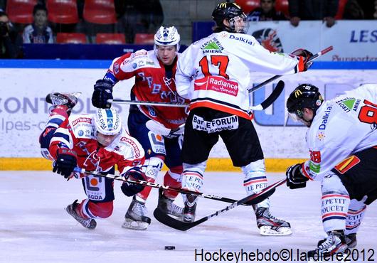 Grenoble  10 - 4 Amiens 