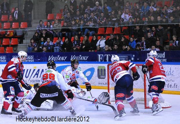 Grenoble  10 - 4 Amiens 