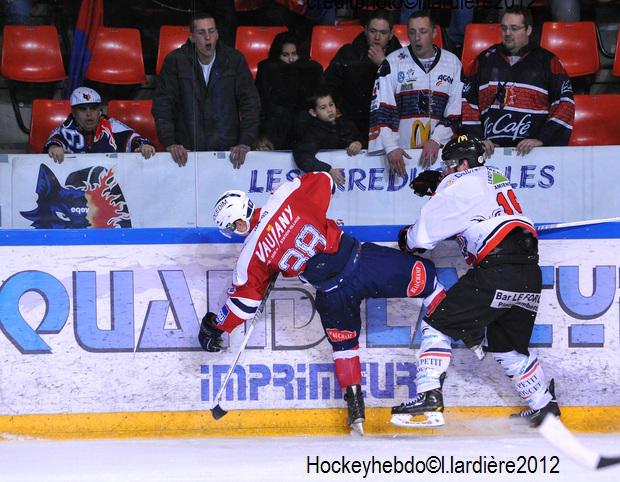 Grenoble  10 - 4 Amiens 