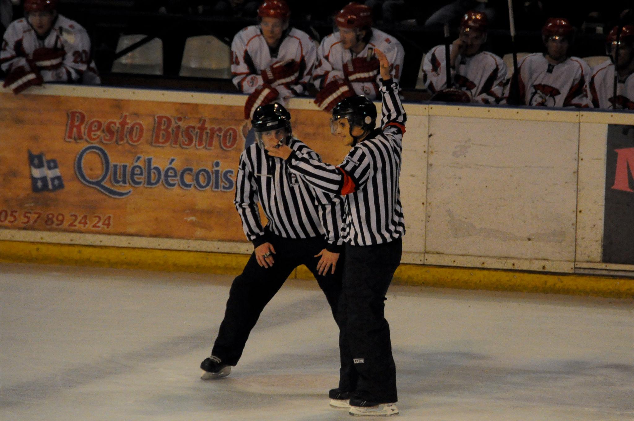 Bordeaux 7 - 3 Courbevoie 