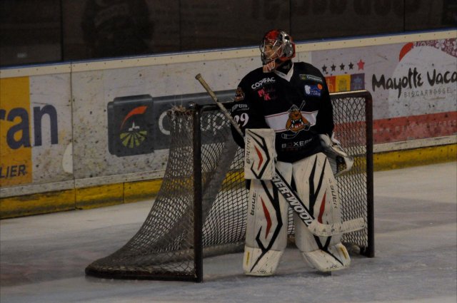 Photo hockey match Bordeaux - Courbevoie  le 22/12/2012