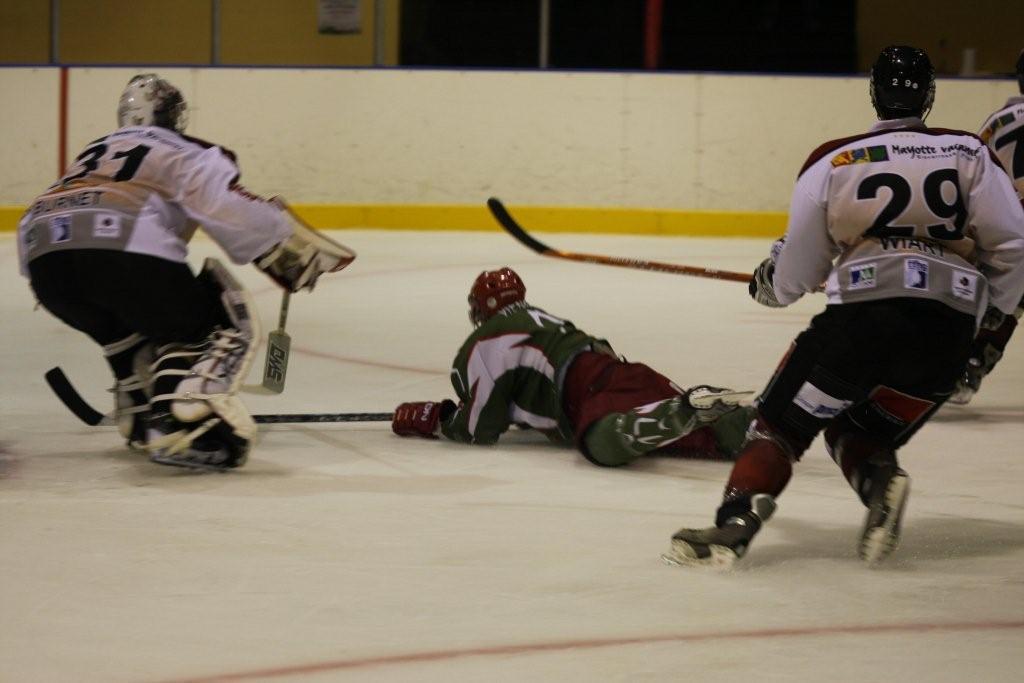 Cergy-Pontoise 7 - 3 Bordeaux