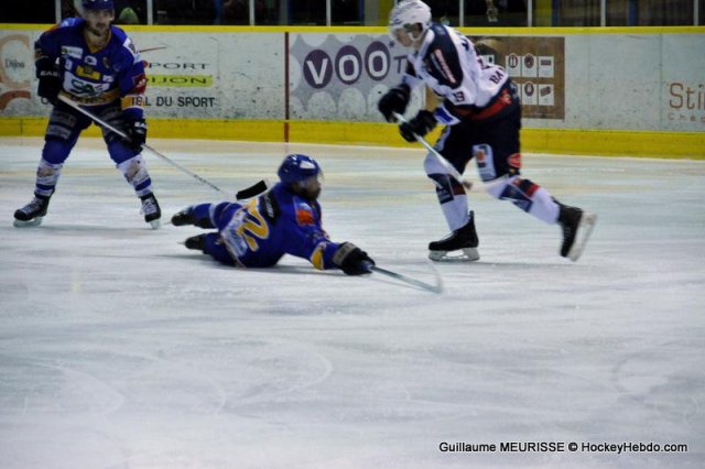 Photo hockey match Dijon  - Grenoble  le 22/12/2012