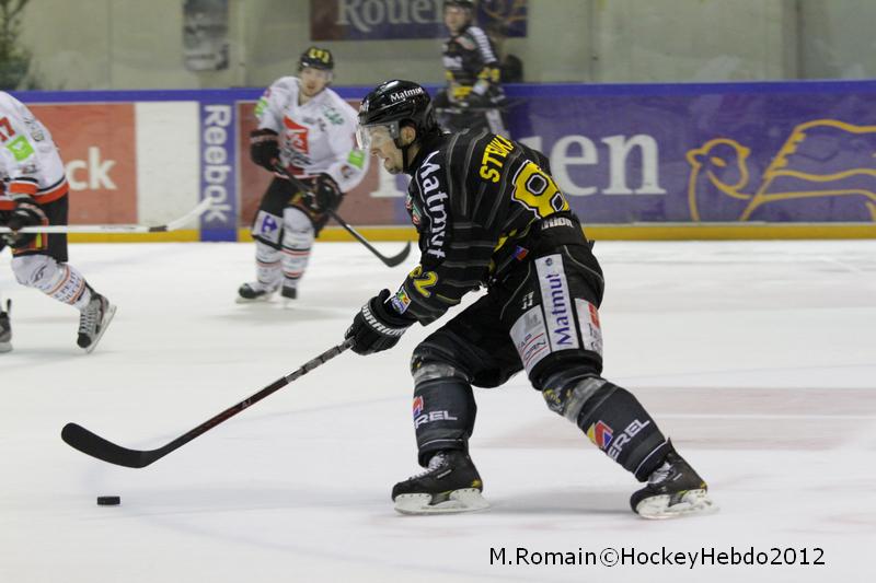 Rouen 7 - 3 Amiens 