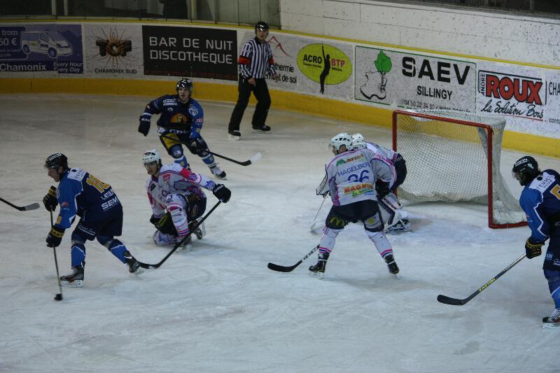 Chamonix  3 - 2 Epinal 