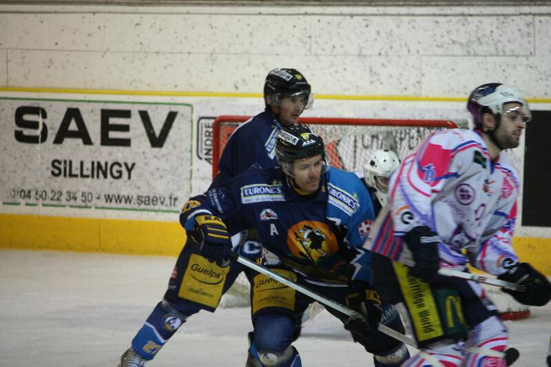 Chamonix  3 - 2 Epinal 