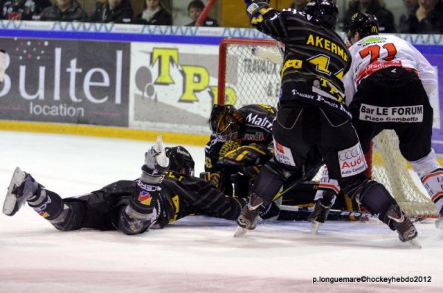 Photo hockey match Rouen - Amiens  le 22/12/2012