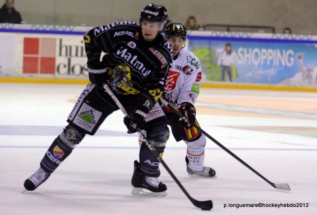 Photo hockey match Rouen - Amiens  le 22/12/2012