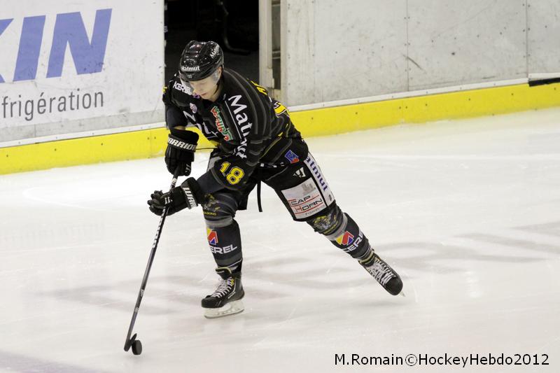 Angers  3 - 4 Rouen